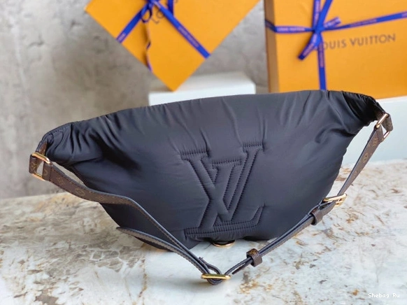 BUMBAG VUITTON MAXI LOUIS 0713